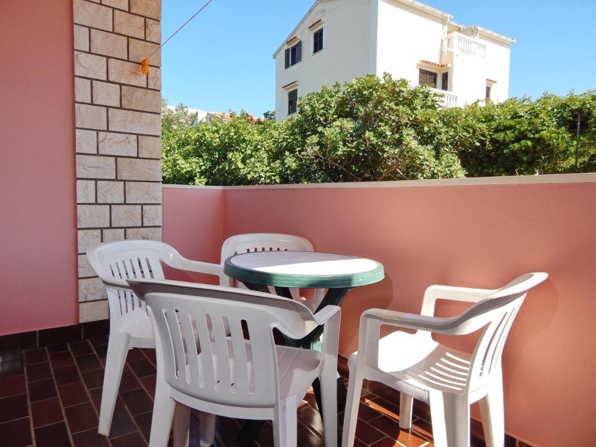 Apartments With A Parking Space Pag - 11358 파그 외부 사진
